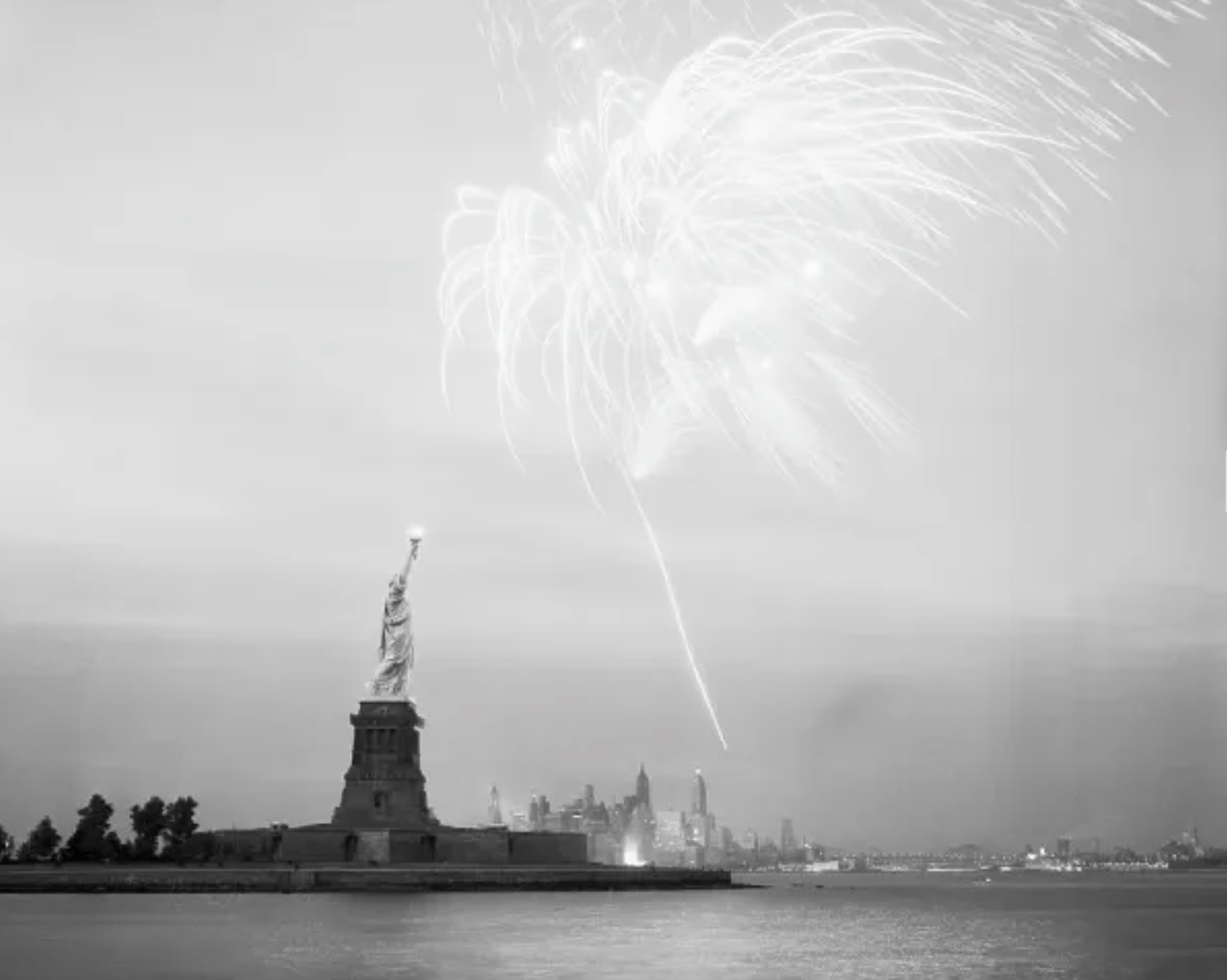 Fireworks over the Statue of Liberty 
